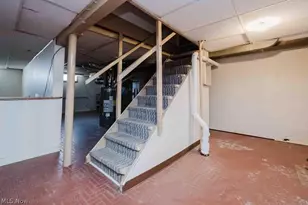 524 Jefferson Ave, Barberton, OH 44203 - Photo 33