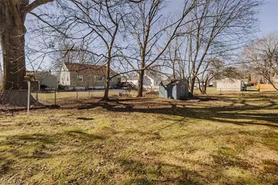 524 Jefferson Avenue, Barberton, OH 44203 - Photo 9