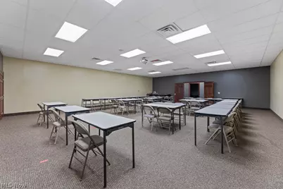 2425 Medina Road, Medina, OH 44256 - Photo 5