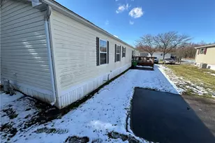 2655 Stoneyridge Dr, Madison, OH 44057 - Photo 3