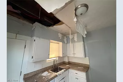 12028 Wade Park Avenue, Loveland, OH 44106 - Photo 3