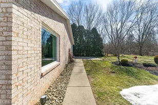 930 Pearson Cir, Boardman, OH 44512 - Photo 29