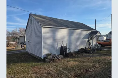 210 Biggs Avenue, Conesville, OH 43811 - Photo 19