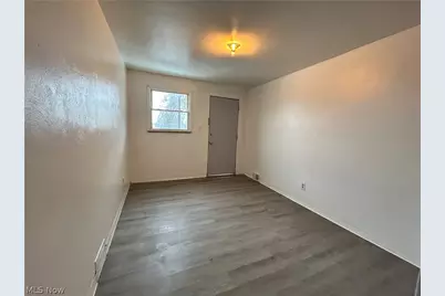 2612 Sunset Boulevard #1, Steubenville, OH 43952 - Photo 5