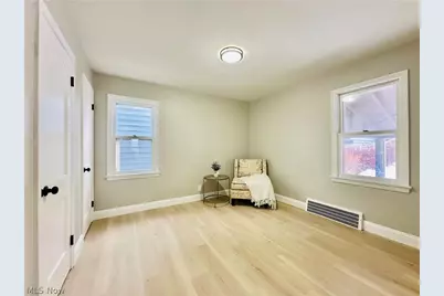 15405 Turney Road, Maple Heights, OH 44137 - Photo 9