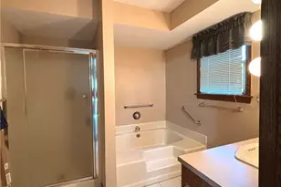 42900 Woodvale Ln, Columbiana, OH 44408 - Photo 13