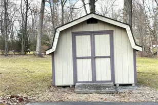42900 Woodvale Ln, Columbiana, OH 44408 - Photo 5