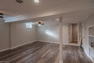 84 S Hazelwood Ave, Youngstown, OH 44509 - Photo 25