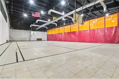 2600 25th Street NE, Canton, OH 44705 - Photo 9