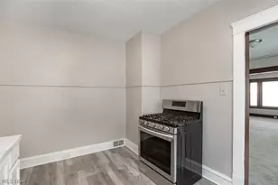 10724 Sprague Ave, Loveland, OH 44108 - Photo 9
