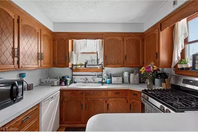 1335 Louisiana Avenue NW, Canton, OH 44703 - Photo 5