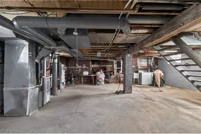 1331 Louisiana Avenue NW, Canton, OH 44703 - Photo 17