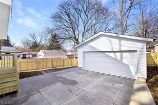 1331 Leonora Ave, Akron, OH 44305 - Photo 3
