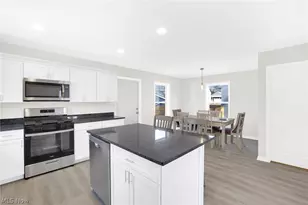 1331 Leonora Ave, Akron, OH 44305 - Photo 11