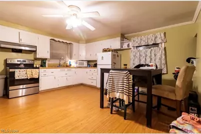 4011 Central Avenue, Shadyside, OH 43947 - Photo 9