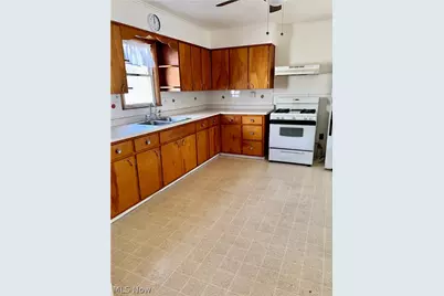 374 Tenney Avenue, Youngstown, OH 44405 - Photo 3