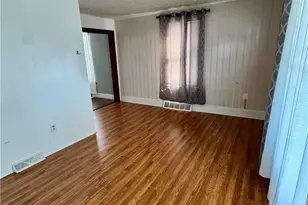 374 Tenney Ave, Youngstown, OH 44405 - Photo 13