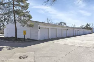 26179 Raintree Blvd, Olmsted Falls, OH 44138 - Photo 33