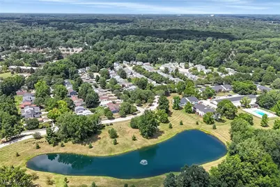 26179 Raintree Boulevard #D8, Olmsted Falls, OH 44138 - Photo 39