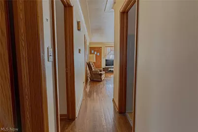 2306 Cherry Hill Avenue, Youngstown, OH 44509 - Photo 9