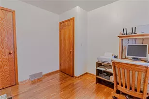 2306 Cherry Hill Ave, Youngstown, OH 44509 - Photo 15