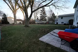 223 Naples Dr, Elyria, OH 44035 - Photo 21