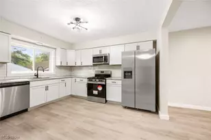 1357 Shanafelt Ave, Akron, OH 44312 - Photo 17