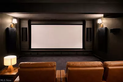 971 Montford Circle, Uniontown, OH 44685 - Photo 5