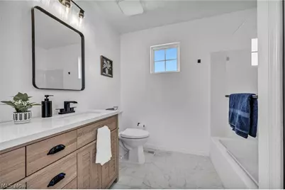 595 Jessica Lane, Wadsworth, OH 44281 - Photo 15