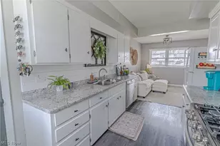 835 Larkridge Ave, Boardman, OH 44512 - Photo 11