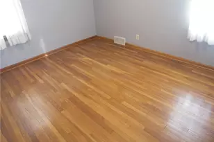 19070 Meredith Ave, Euclid, OH 44119 - Photo 15