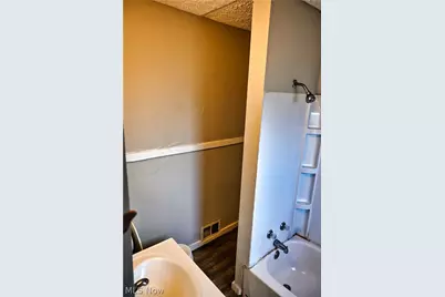 7626 Connecticut Avenue, Loveland, OH 44105 - Photo 7