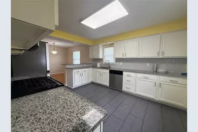 2867 Norma Street, Cuyahoga Falls, OH 44223 - Photo 9