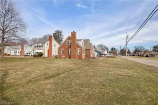 3065 25th St NW, Canton, OH 44708 - Photo 5