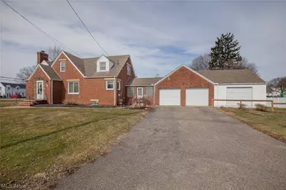 3065 25th Street NW, Canton, OH 44708 - Photo 3