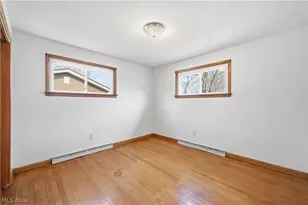 923 Kirwan Dr, Youngstown, OH 44515 - Photo 23