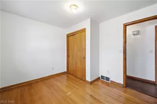 923 Kirwan Dr, Youngstown, OH 44515 - Photo 19