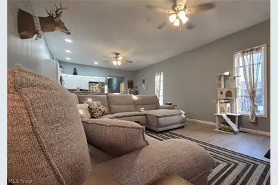 119 S Wallace Street, Uhrichsville, OH 44683 - Photo 5