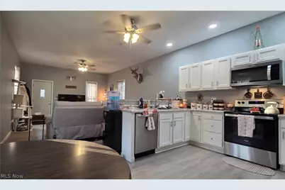 119 S Wallace Street, Uhrichsville, OH 44683 - Photo 9