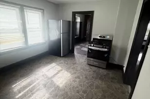 2179 W 106th St, Loveland, OH 44102 - Photo 5