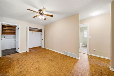 25520 Country Club Boulevard #4, North Olmsted, OH 44070 - Photo 7