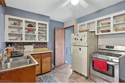 12512 York Boulevard, Garfield Heights, OH 44125 - Photo 23