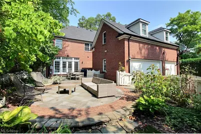 20962 Sydenham Road, Huber Heights, OH 44122 - Photo 35