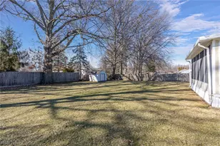 1260 Meadowview Ln, Amherst, OH 44001 - Photo 7