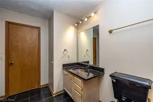 1260 Meadowview Ln, Amherst, OH 44001 - Photo 23