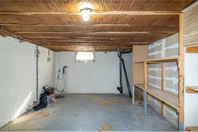 1260 Meadowview Lane, Amherst, OH 44001 - Photo 39