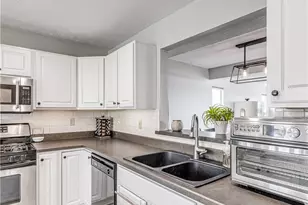 1219 W 69th St, Loveland, OH 44102 - Photo 11