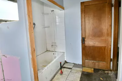 642 St Clair Avenue, Warren, OH 44483 - Photo 35