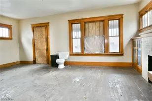 642 St Clair Ave, Warren, OH 44483 - Photo 15