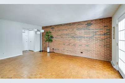 25600 Country Club Boulevard #4, North Olmsted, OH 44070 - Photo 5